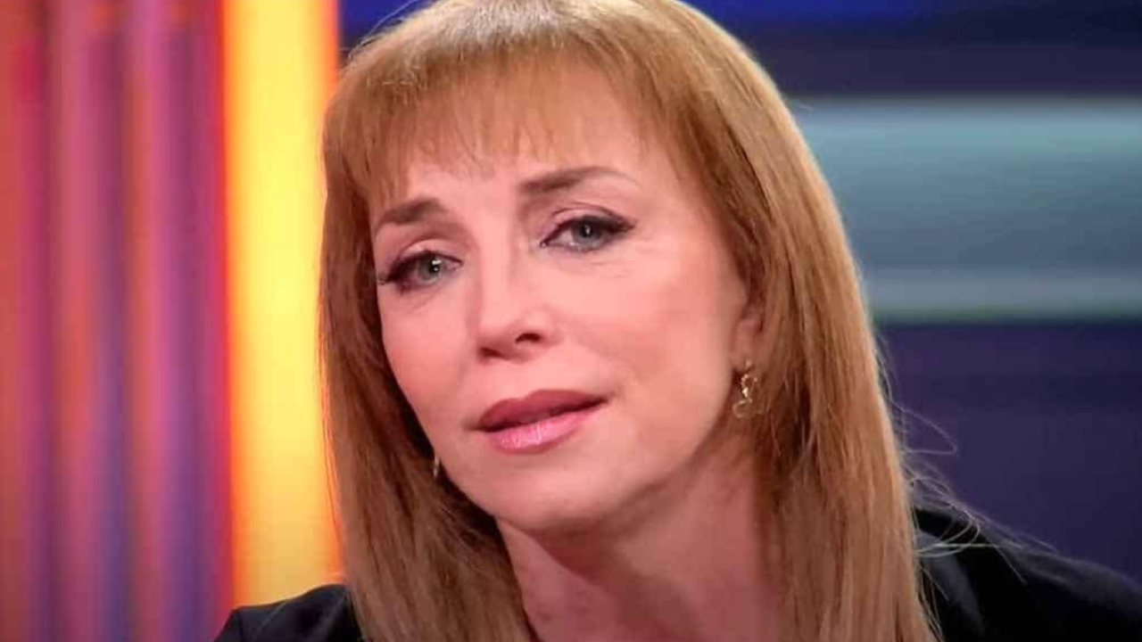 Laura Flores se le fue con todo a Lalo Salazar